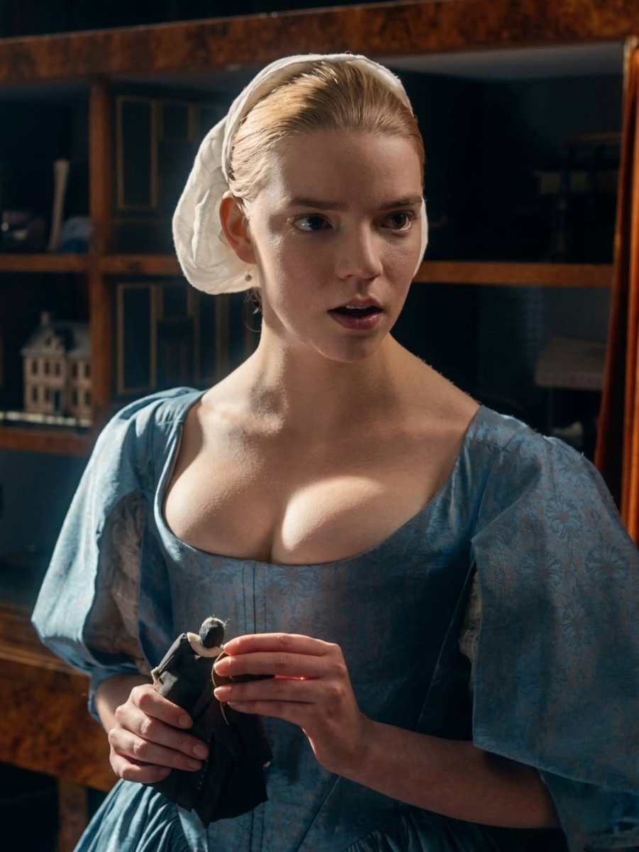 AI Prompt: Create Photorealistic 18th Century Female Portraits with Dutch Masters' Lighting