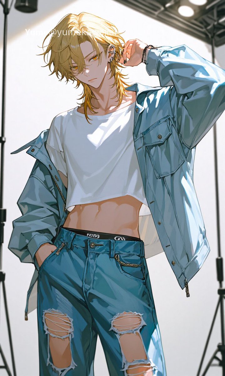 AI Prompt: Cute Androgynous Anime Model in Y2K Streetwear for Social Media