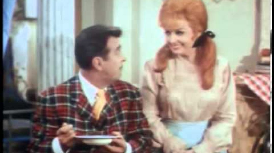 ⁣The Lucy Show - Lucy and Tennessee Ernie Ford - Feb. 27, 1967