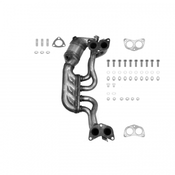 Catalytic Converter with Integrated Exhaust Manifold