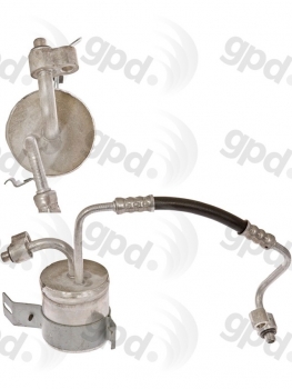 A/C Accumulator with Hose Assembly