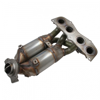 Catalytic Converter with Integrated Exhaust Manifold