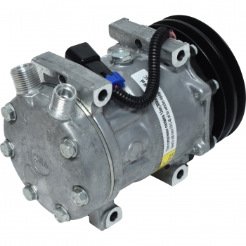 Universal Air Conditioner CO4695C