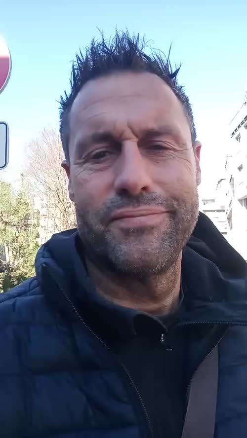 US government conning its population with an old ruling family trick.....