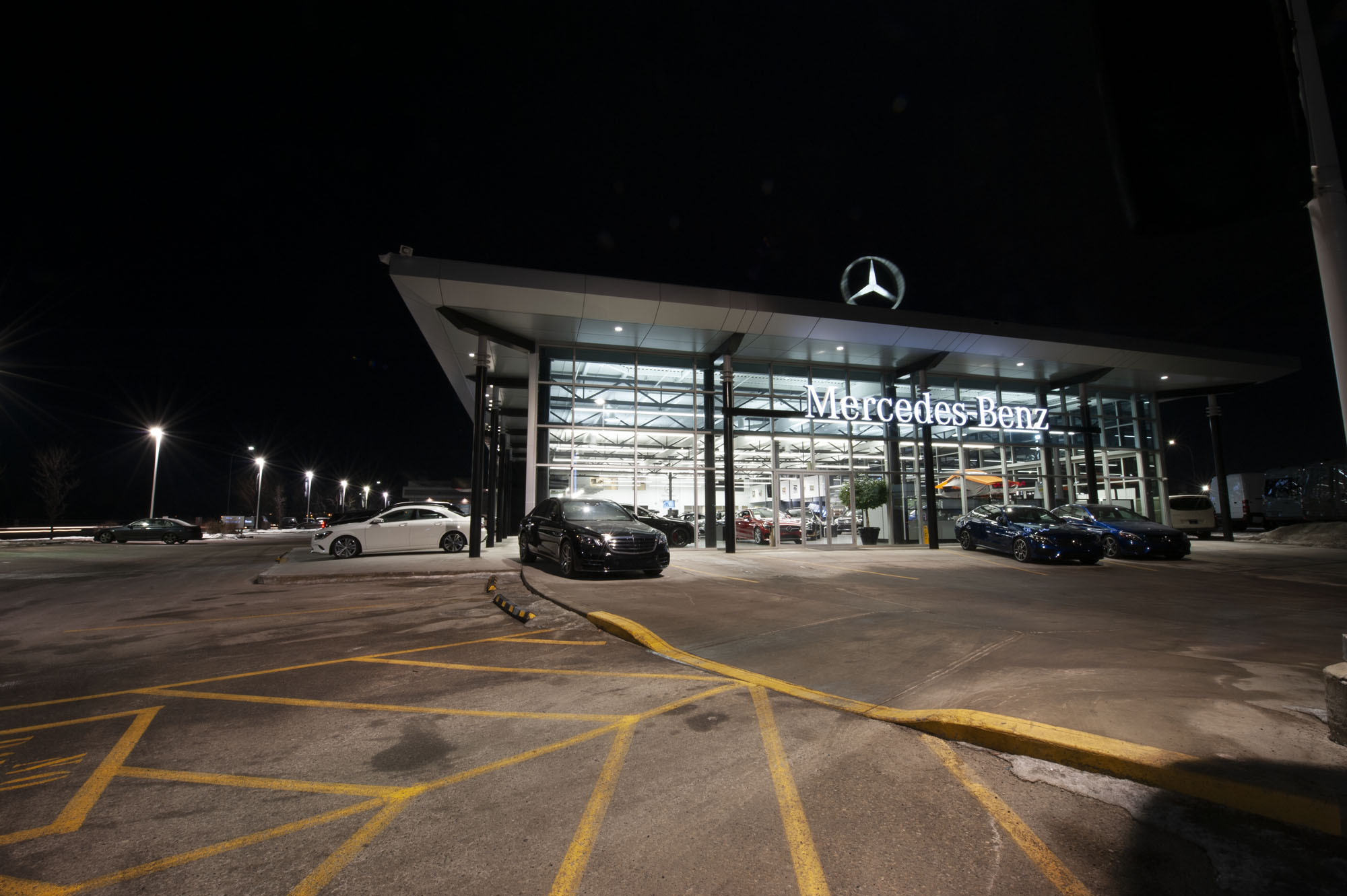 Mercedes Showroom,Calgary, AB