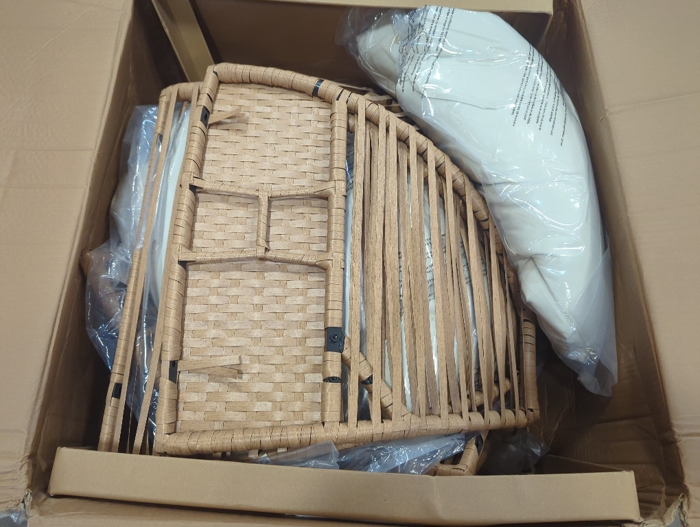 Egg Chair Wicker Outdoor Chairs, Oversized Patio Chair Oversized Lounger Chair with Cushion for Indoor Living Room, Bedroom, Outside Patio Backyard Balcony, Beige