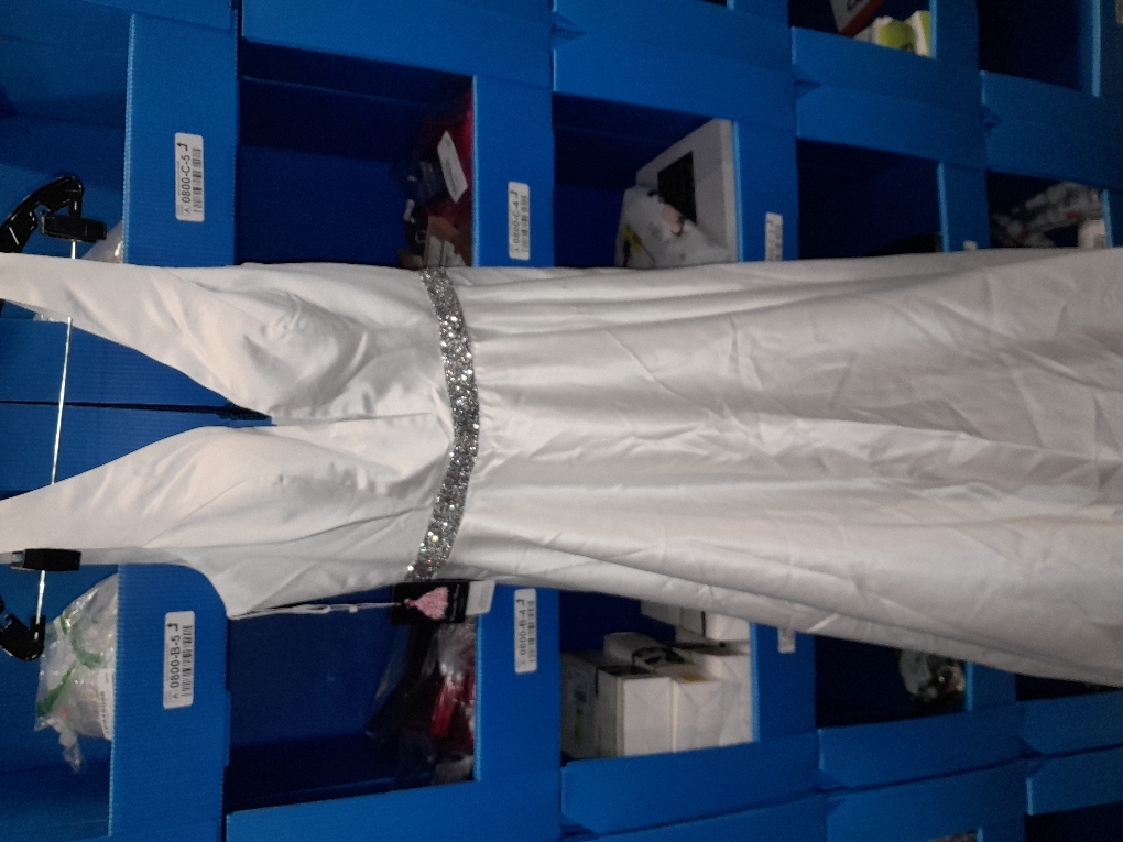 Yexinbridal Satin Prom Dresses Long for Women 2026 Spaghetti Straps Beaded V-Neck Formal Evening Party Gowns size 16