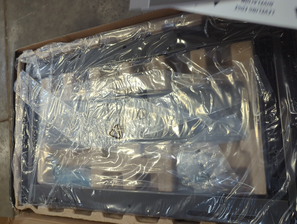 Rocketfish - Full-Motion TV Wall Mount for Most 40 - 75 TVs - Black Non-Retail packaging