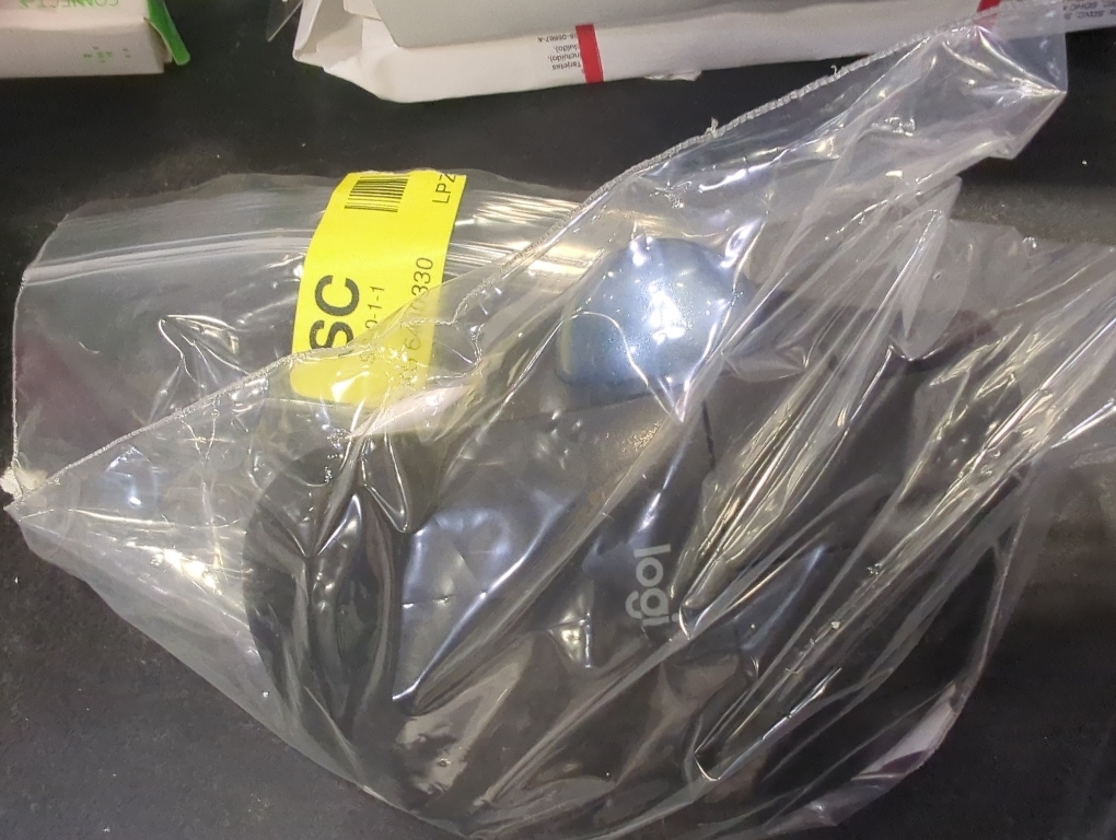 Logitech Ergo M575S Wireless Trackball Mouse, Wireless Ergonomic Mouse with Bluetooth and Encrypted Dongle, Comfortable Thumb Control, Precise and Smooth Tracking, for PC/Mac - Graphite Blue Ball