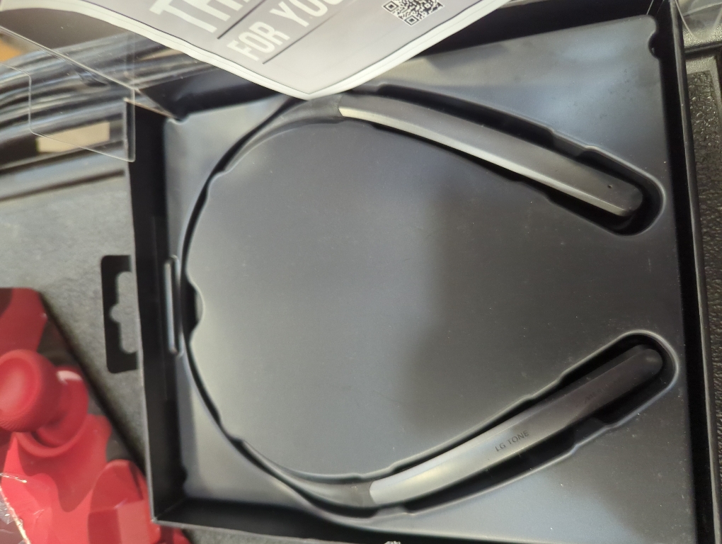 LG TONE Flex Wireless Bluetooth Stereo Neckband Earbuds HBS-XL7 - 32-Bit Hi-Fi DAC, Meridian Audio, Black