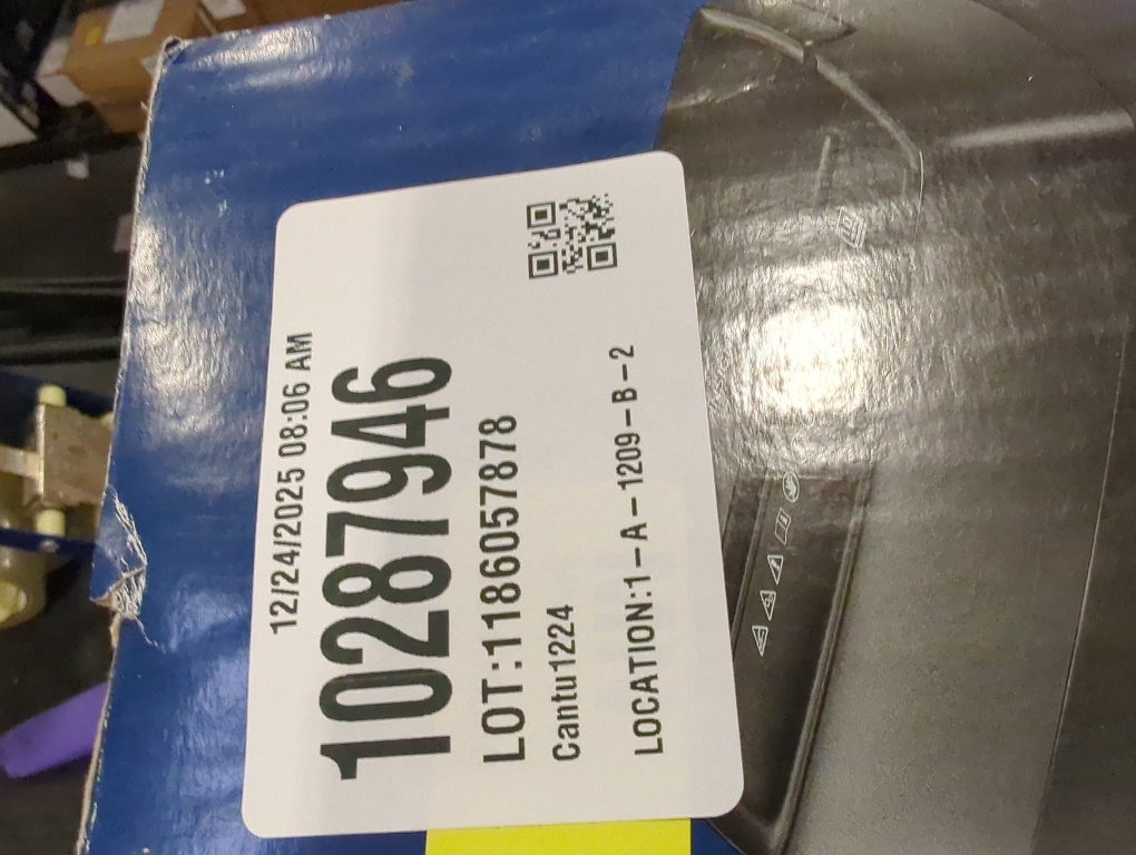 Insignia  - 10-Sheet Crosscut Paper/CD Shredder - Black