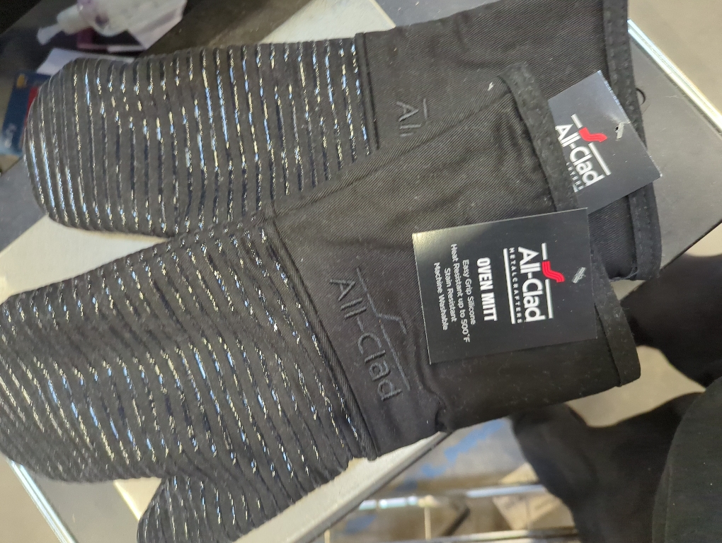 All Clad Silicone Oven Mitt: Heat Resistant up to 500 Degrees - 100% Cotton & Silicone, 14x7 Oven Mitt for Kitchen and Barbeque, 2-Pack, Black