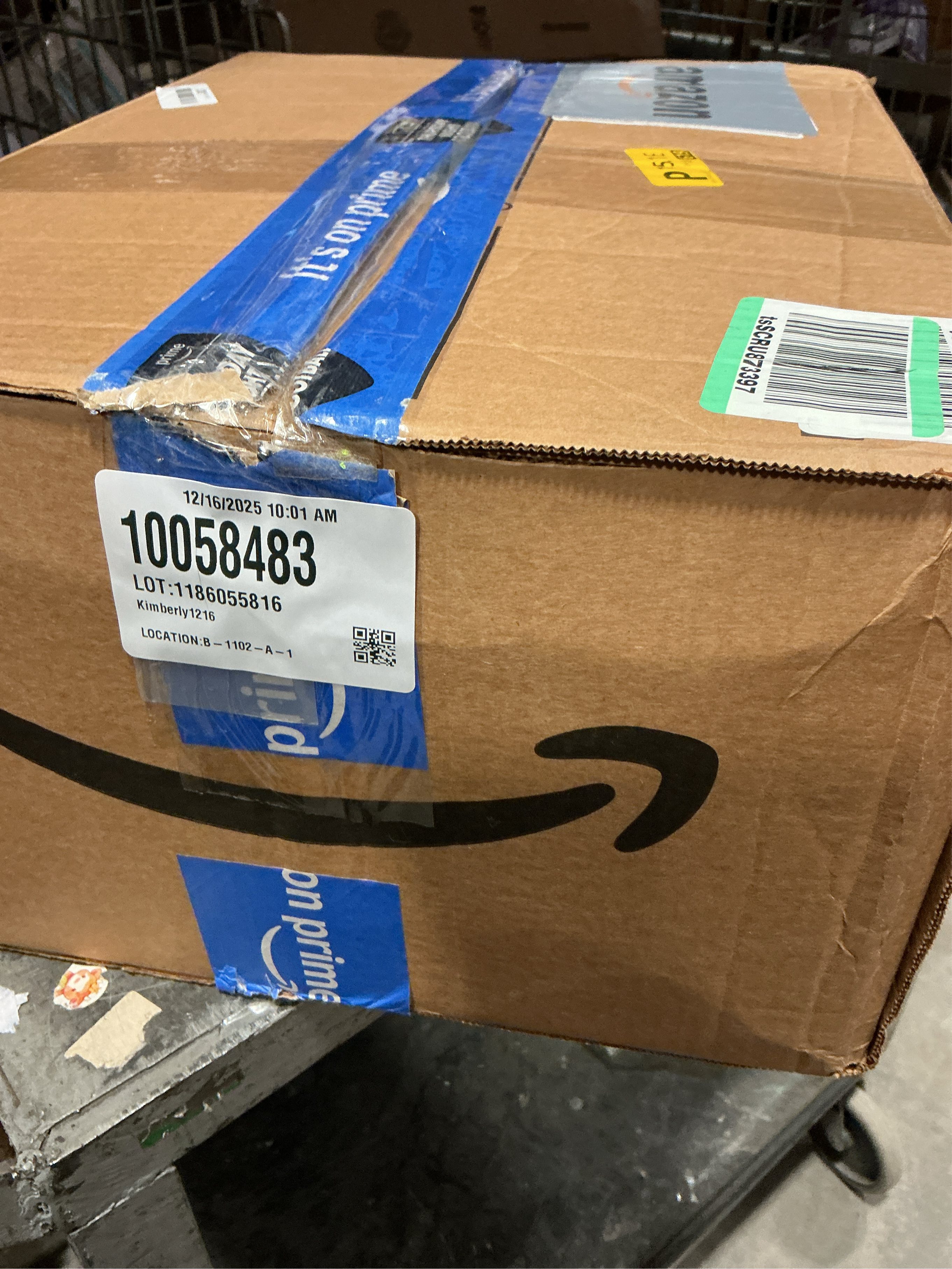 EVERGRACE Velvet Quilt Set King Size, Luxurious Soft Striped Channel Bedding Set, Lightweight Velvet Comforter for All Season, Oversized Bedspread Coverlet with 2 Matching Shams, Frost Gray