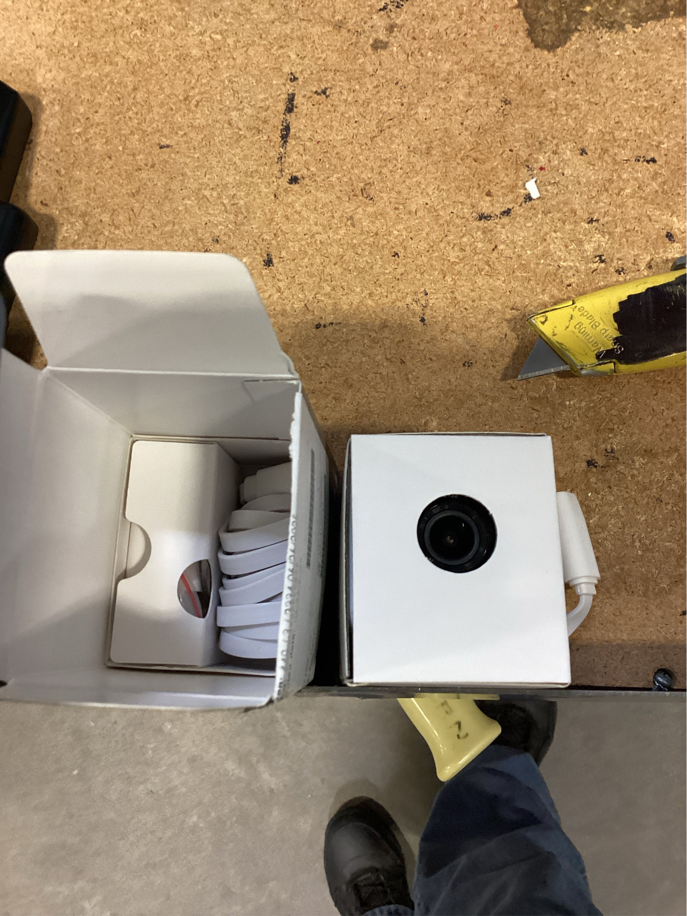 Wyze Cam V4 Plug-in Indoor and Outdoor Smart-Enabled Security Camera