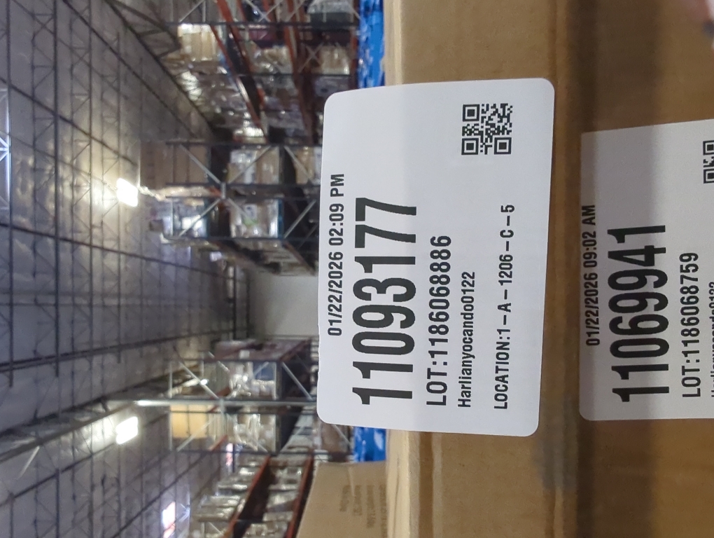 Vittanly 18x24 Picture Frames Set of 2, Ornate Vintage Photo Frame for Wall Mount, Display 16x20 Pictures with Mat or 18x24 without Mat, Rustic Gold