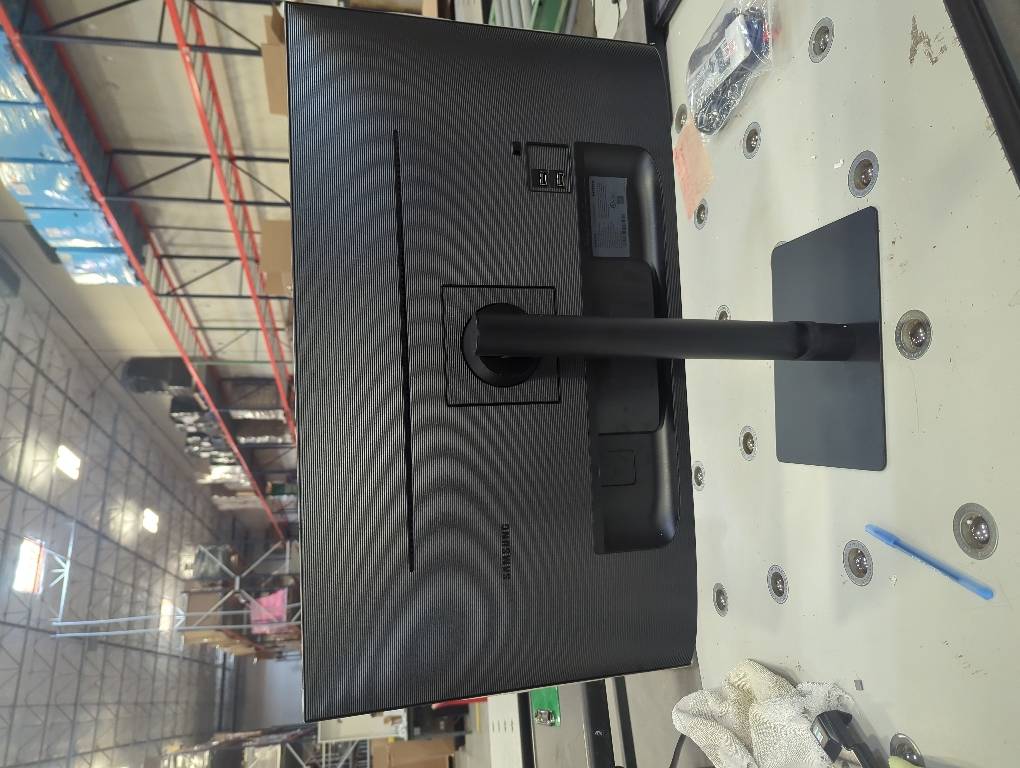 Black SAMSUNG M5 Series 32-Inch FHD 1080p Smart Monitor & Streaming TV (Tuner-Free), Netflix, HBO, Prime Video, & More, Apple Airplay, Height Adjustable Stand, Built-in Speakers (LS32AM502HNXZA)