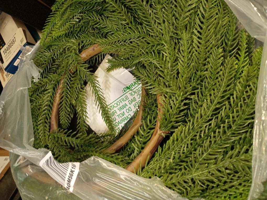 Artificial Real Touch Deluxe Norfolk Pine Garland Christmas Garland for Mantle Garland Greenery Christmas Garlands 106''(1pcs)