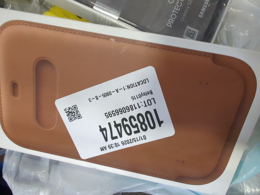 Official Leather Sleeve for MagSafe for iPhone 12 Pro Max - Saddle Brown