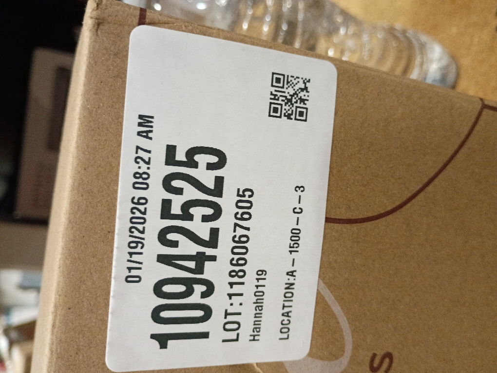 Gusto Nostro Stainless Steel Wine Glass - 18 oz - Unbreakable Rose Gold Wine Glasses for Travel, Camping and Pool - Fancy, Unique and Cool Portable Metal Wine Glass for Outdoor, Picnics (Set of 4)