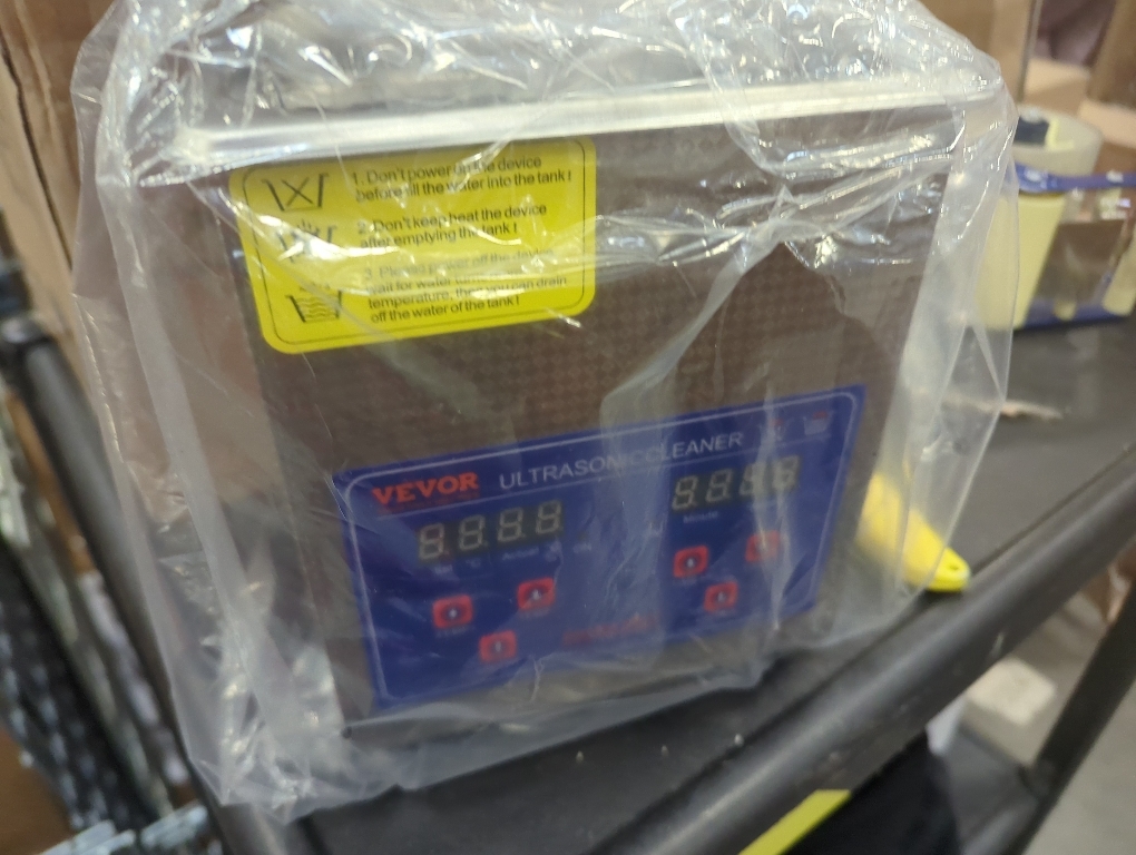 VEVOR Ultrasonic Cleaner 1.3L Professional Ultrasonic Cleaner with Digital Timer 40kHz Excellent Ultrasonic Cleaning Machine 110V for Jewelry Watch Ring Coin Diamond Eyeglasses Small Parts Cleaning