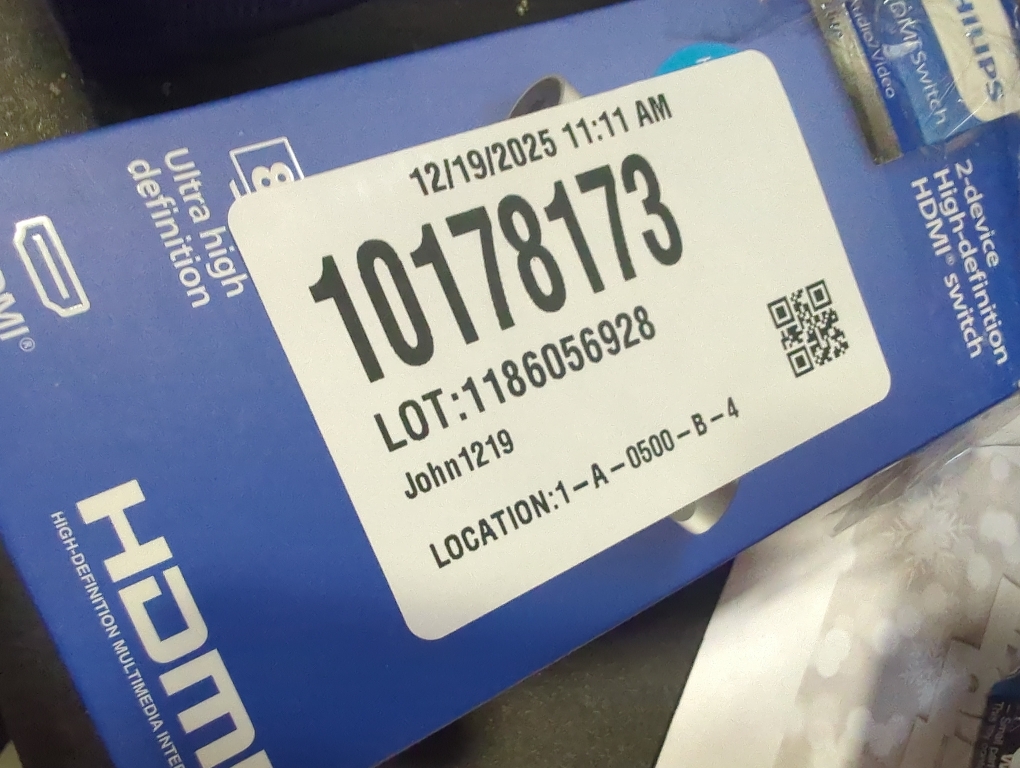 Philips 8K HDMI 2-Port Switch - Silver