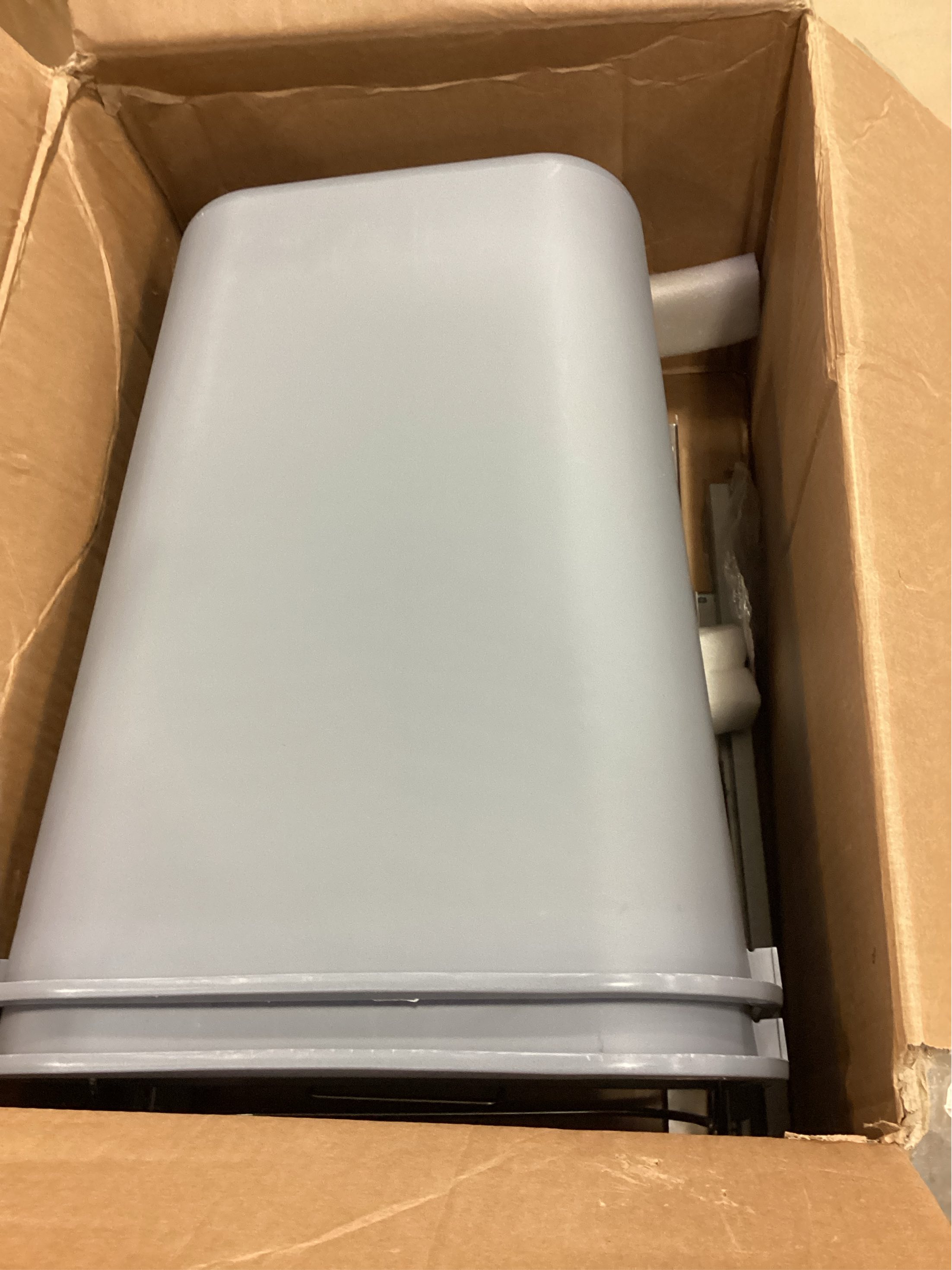 VEVOR Pull-Out Trash Can, 27 QT x2 Double Under Mount Kitchen Waste Container, Heavy Duty Garbage Recycling Bin with Door Kit and Soft Close Slide, for Kitchen Cabinet, Sink, Under Counter (Grey)