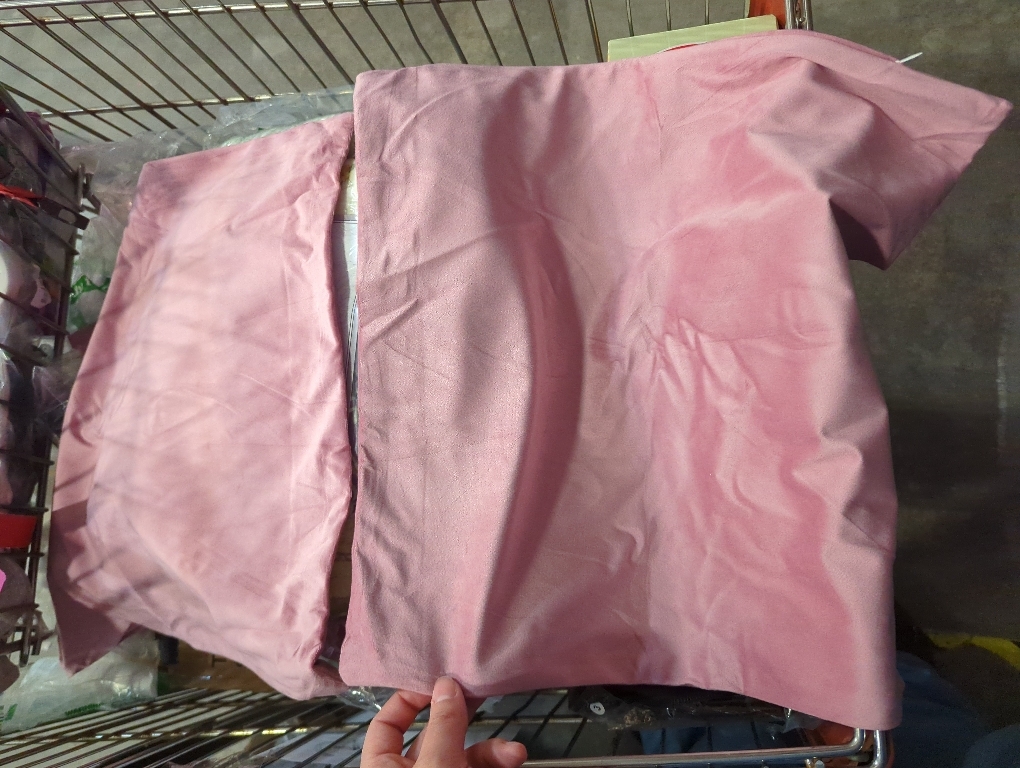 EMEMA Pack of 2 Velvet Throw Pillow Covers Decorative Square Pillowcase Soft Solid Cushion Case for Sofa Bedroom Chair Car 18x18 Inch Bright Pink