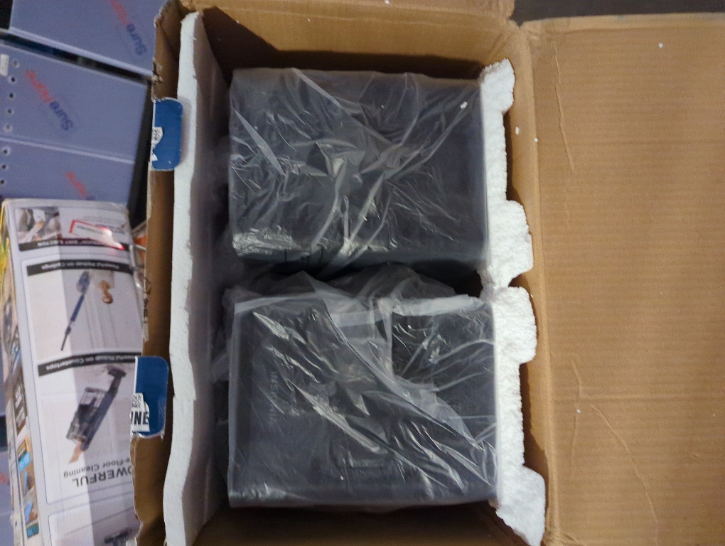 Insignia NS-HBTSS116 - Speakers - bookshelf - wireless - Bluetooth, NFC - black