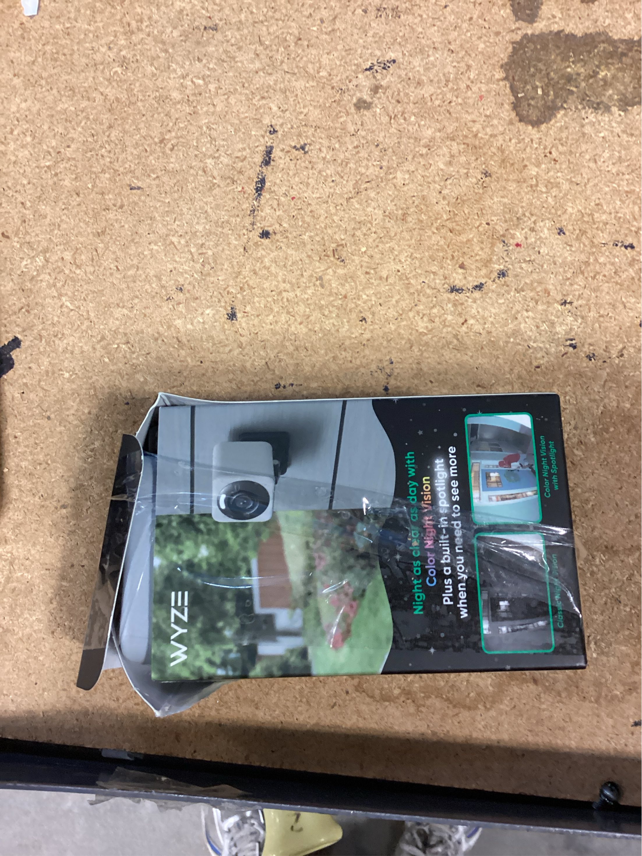 Wyze Cam V4 Plug-in Indoor and Outdoor Smart-Enabled Security Camera