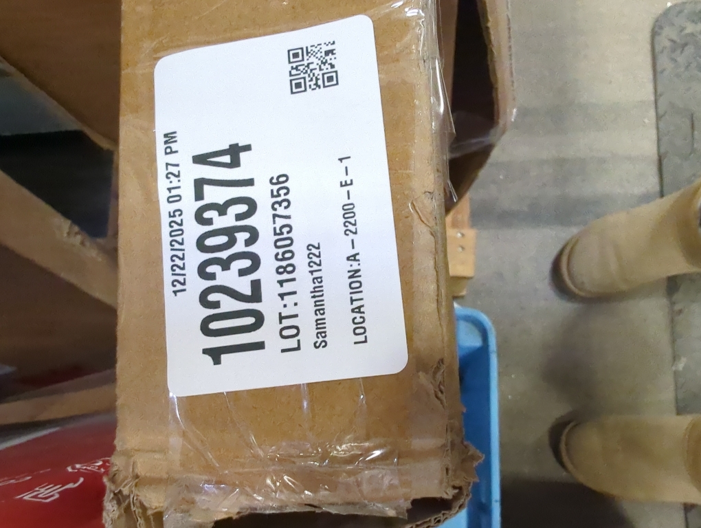 47.6 Inch Tall Free Standing Towel Racks 3 Tier Pool Towel Rack Outdoor Oversized Floor Bath Towel Drying Valet Holder Blanket Quilt Rack Stand for Bathroom Bedroom Beach Hot Tub Gym Pool Area Outside