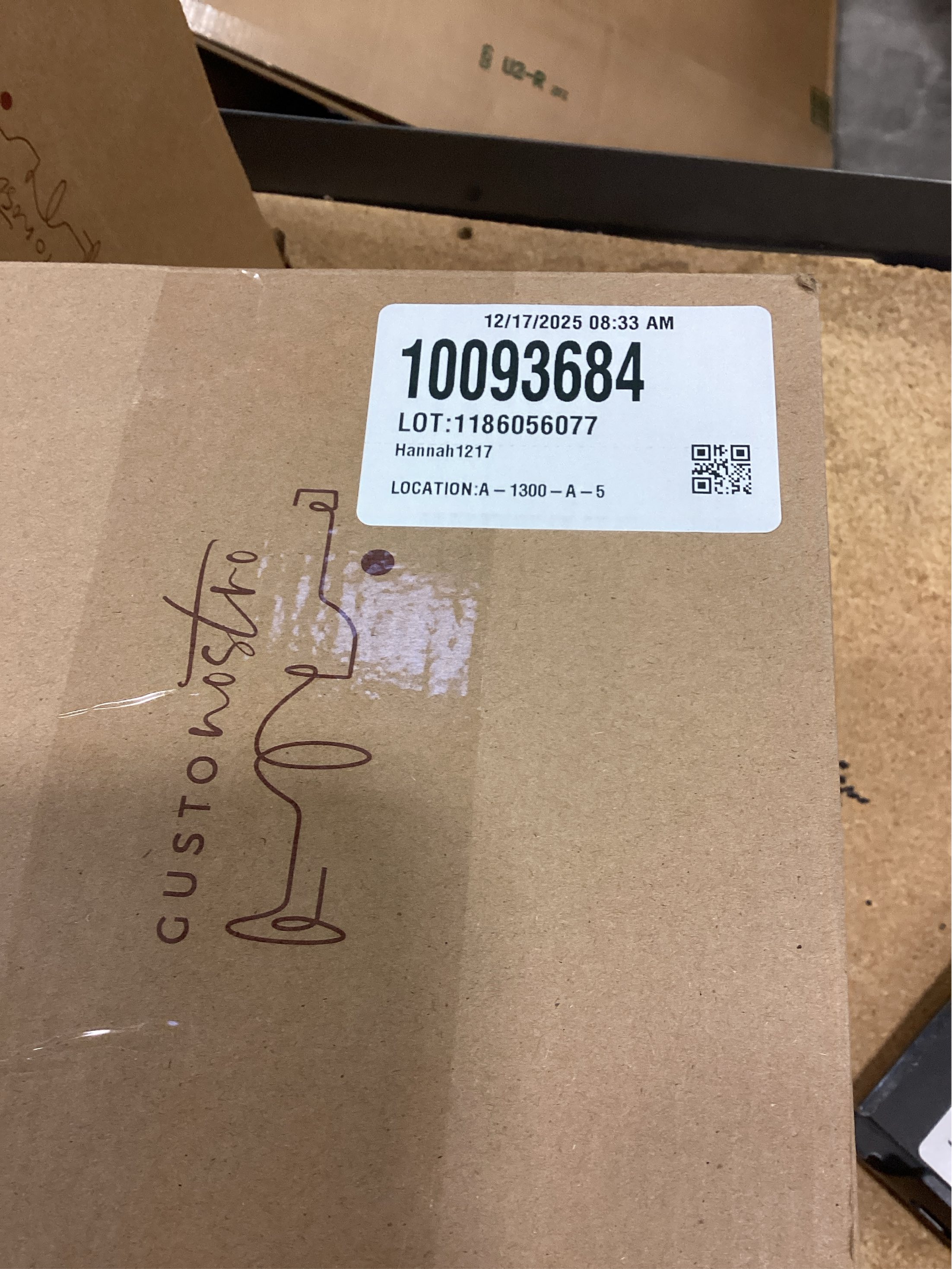 Gusto Nostro Stainless Steel Wine Glass - 18 oz Unbreakable Gold Wine Glasses for Travel, Camping and Pool - Fancy, Unique and Cute Portable Metal Wine Glass for Outdoor Events, Picnics (Set of 4)