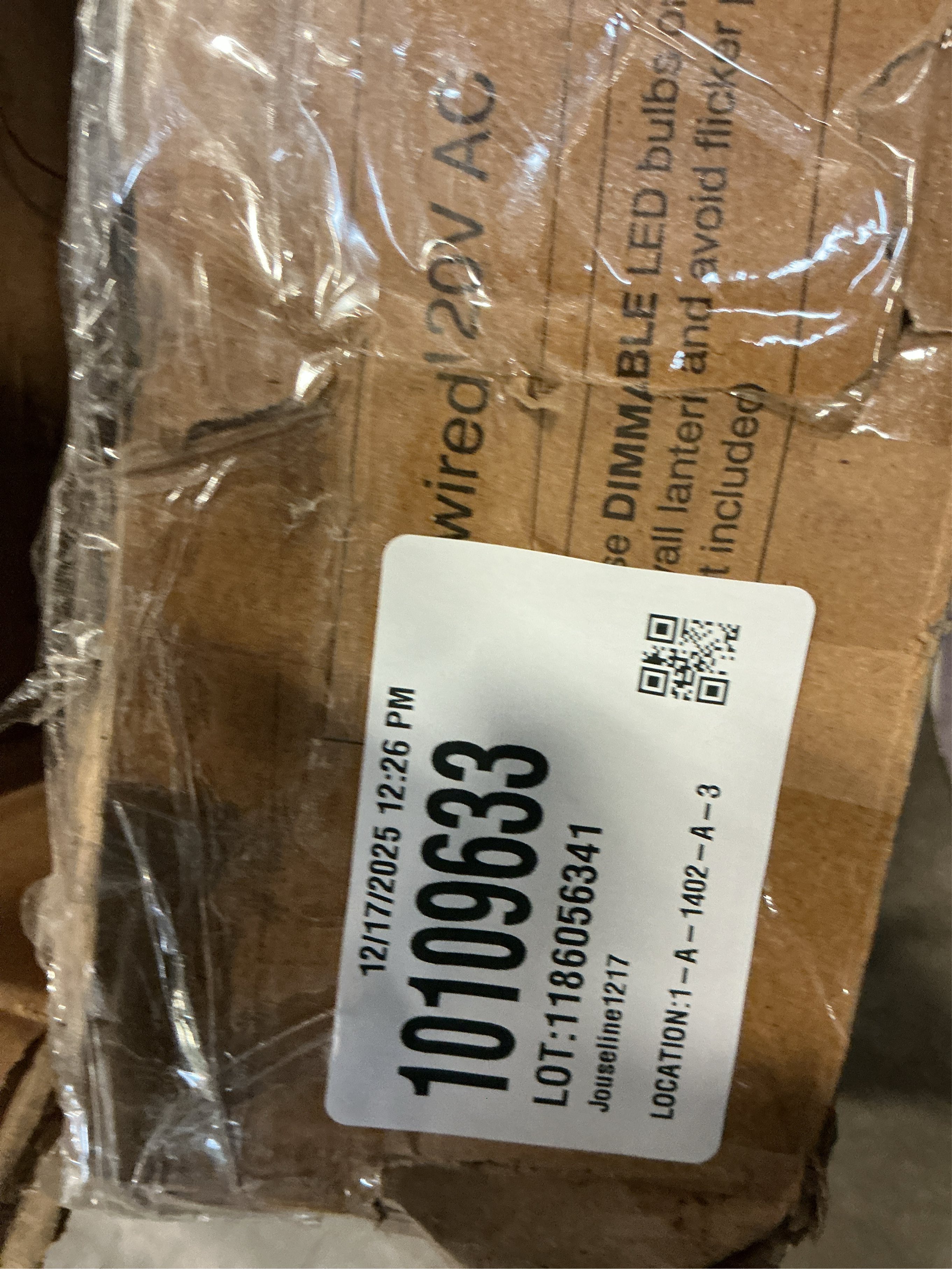 Sucolite Outdoor Wall Light Fixtures Wall Mounted, Exterior Waterproof Porch Lights Wall Lanterns, Outside Wall Sconces with Water Ripple Glass for House Front Door Garage, Retro Vintage Style, 2 Pack