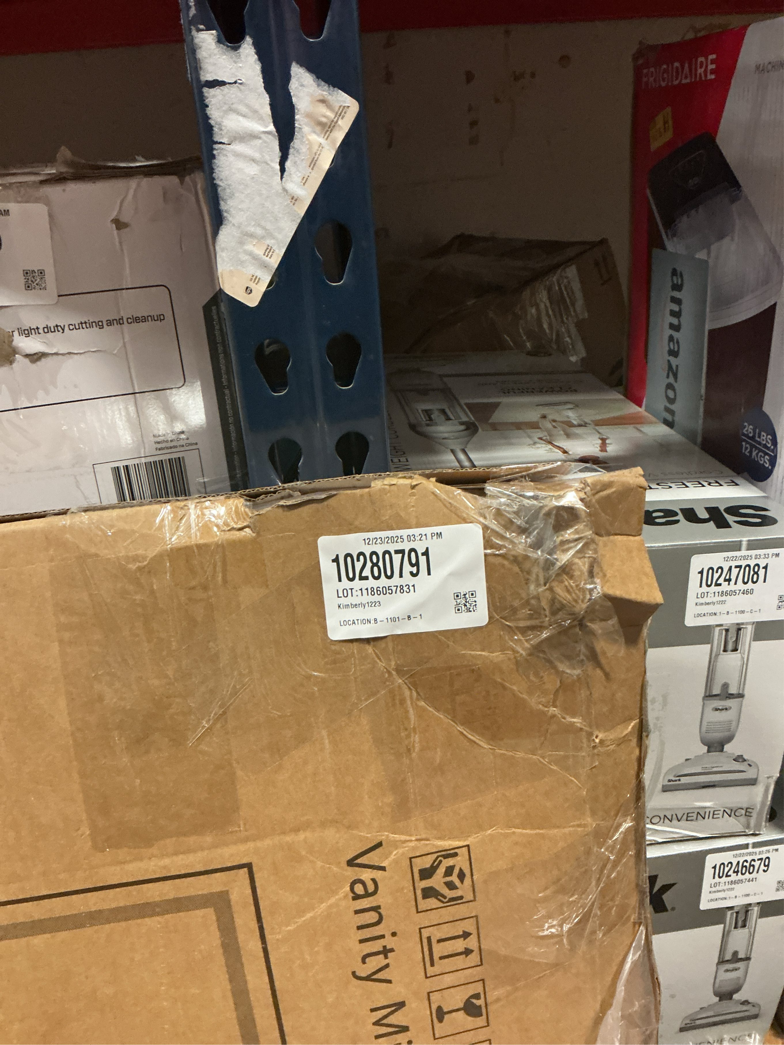 ROLOVE Vanity Mirror with Lights, 32 x 22 Large Lighted Vanity Mirror with Dimmable 3 Modes, LED Makeup Mirror, USB Charging Port, Tabletop or Wall-Mounted Square White