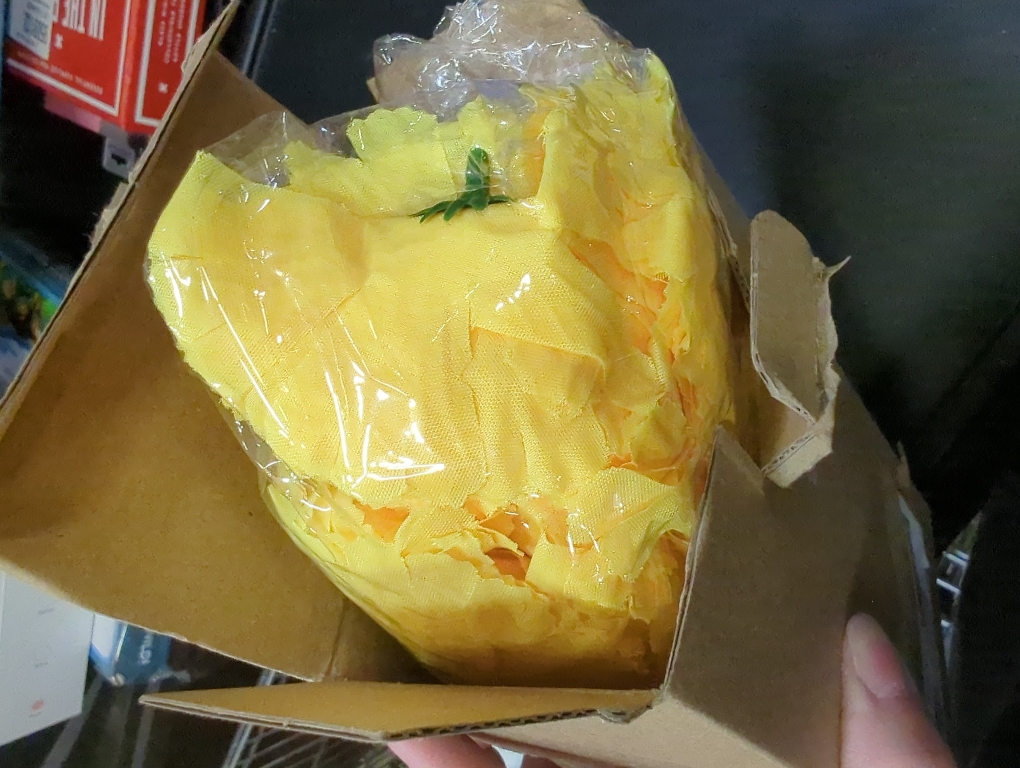 30 Pcs Artificial Marigold Flowers,3.54 Silk Marigold Flower Heads with Stems,Yellow Flowers Artificial for Diwali Decor,Indian Wedding,Home,DIY Wreath Garland,Day of The Dead Decorations