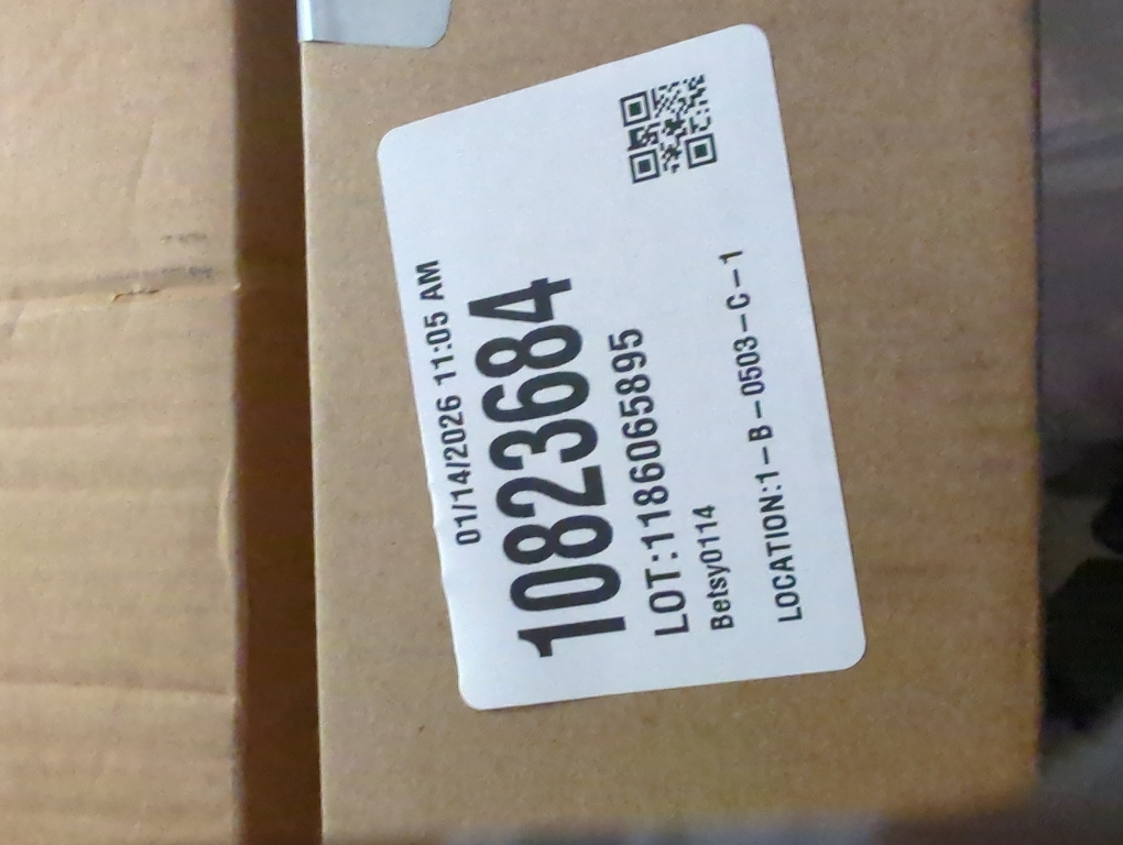 KAMANINA 1 Inch Curtain Rod Telescoping Single Drapery Rod 36 to 72 Inches (3-6 Feet), Black Curtain Rods for Windows 24 to 68 Inches, Netted Texture Finials