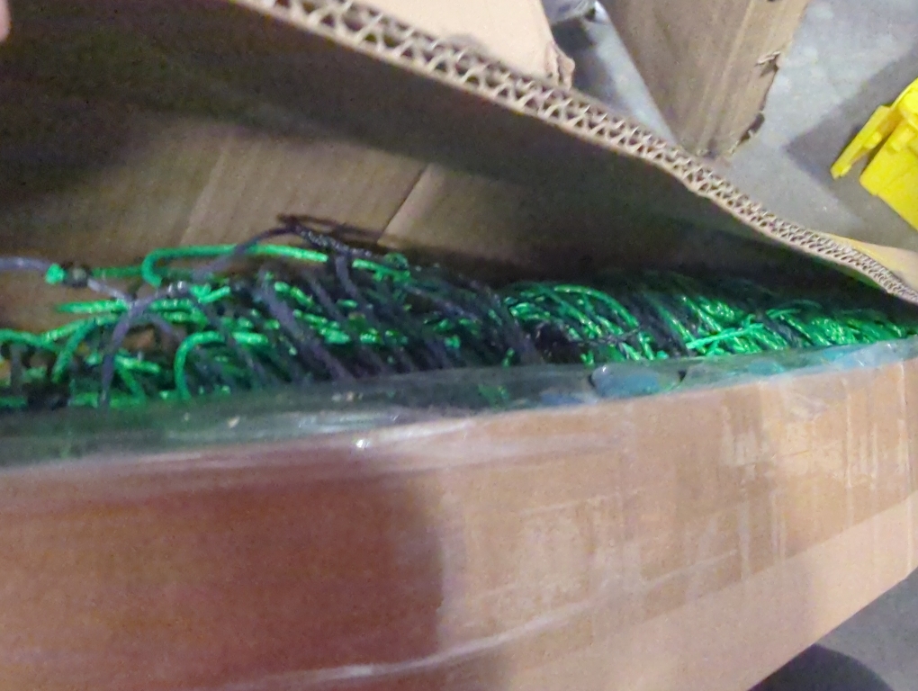 Electric Fence Netting, 164'L x 49.6 H Movable Livestock Nets for Sheep, Hogs, Cattle, PE Net Fencing Kit with 14 Posts Double Spiked, Electric Fencing for Backyards, Homesteaders, Farms Ranches