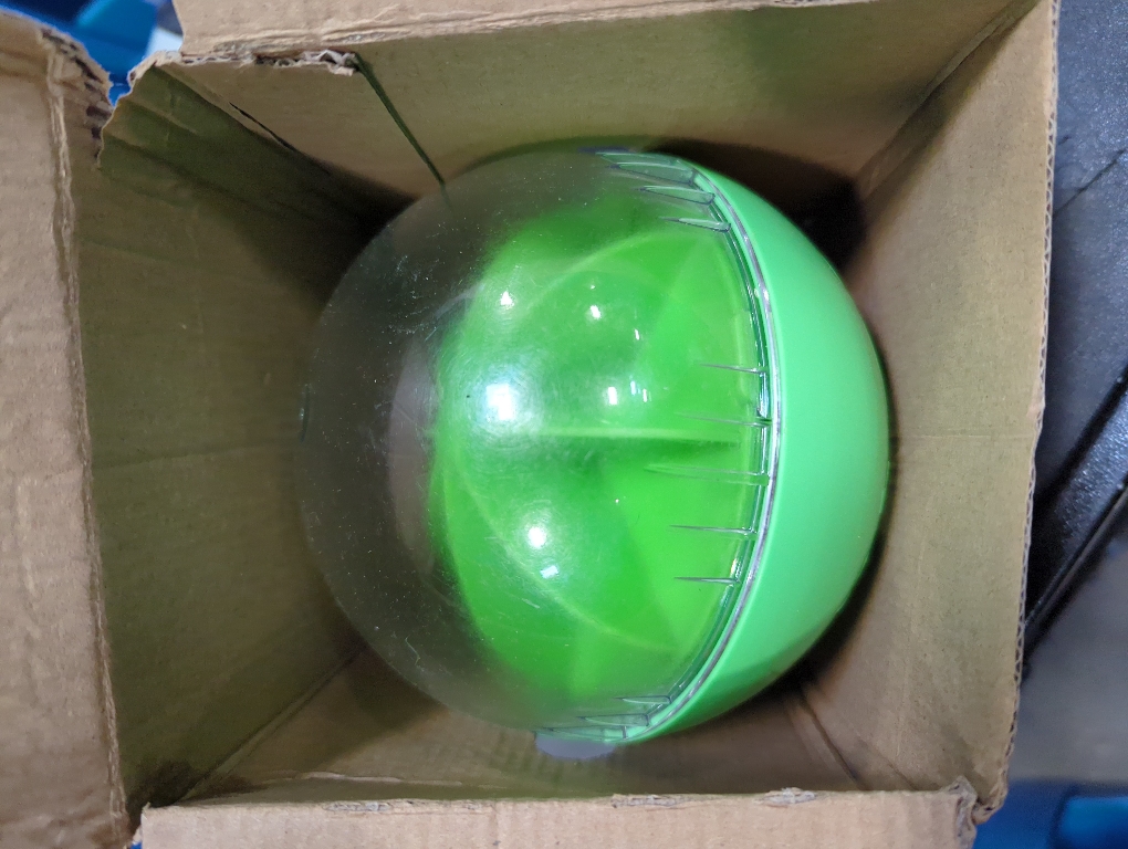 Green Dog Treat Ball, Dog Food Puzzle Slow Feeder Interactive Squeaky Mental Stimulation Toys, Dog& Cat Treat Dispenser Puzzle Toys Active Rolling Balls for Medium/Large Dog Breeds