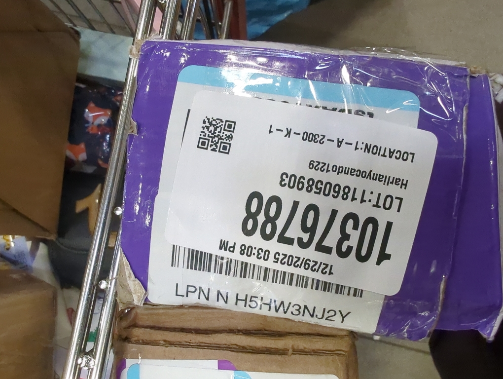 HAMOPY Retractable Baby Gate, 33 Tall, Extends up to 55 Wide, Durable Auto-Lock Baby Gates for Stairs, Mesh Dog Gate and Child Safety Gates for Doorways, Hallways, Indoor, Outdoor(Black)