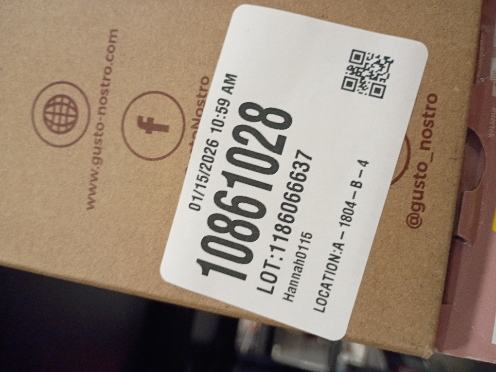 Gusto Nostro Stainless Steel Wine Glass - 18 oz - Cute, Unbreakable Wine Glasses for Travel, Camping and Pool - Fancy, Unique and Cool Portable Metal Wine Glass for Outdoor Events, Picnics (Set of 2)