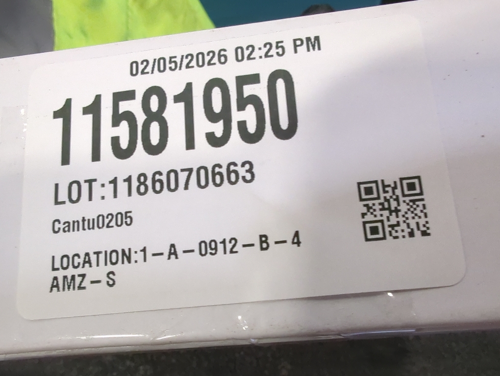 Ling's moment 2pcs Prom Wrist/Shoulder Corsage Artificial Flower, Girl/Mother Homecoming/Wedding Corsage Wristlet Décor, etc. Black Gothic Burgundy