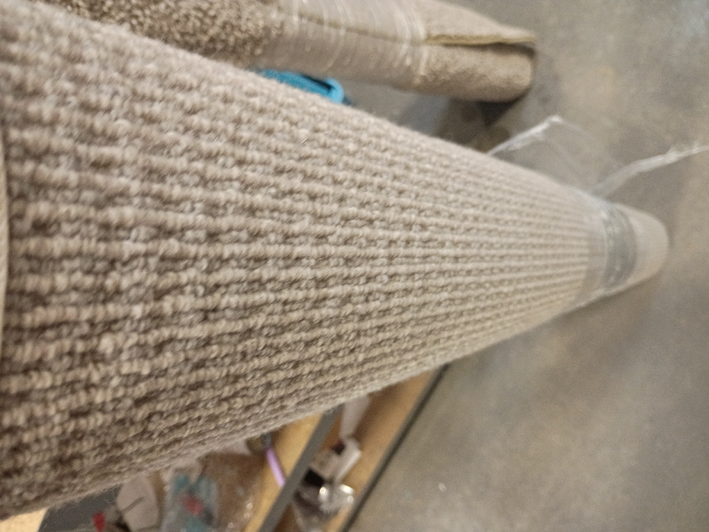 4' ' Mohawk Area Rugs