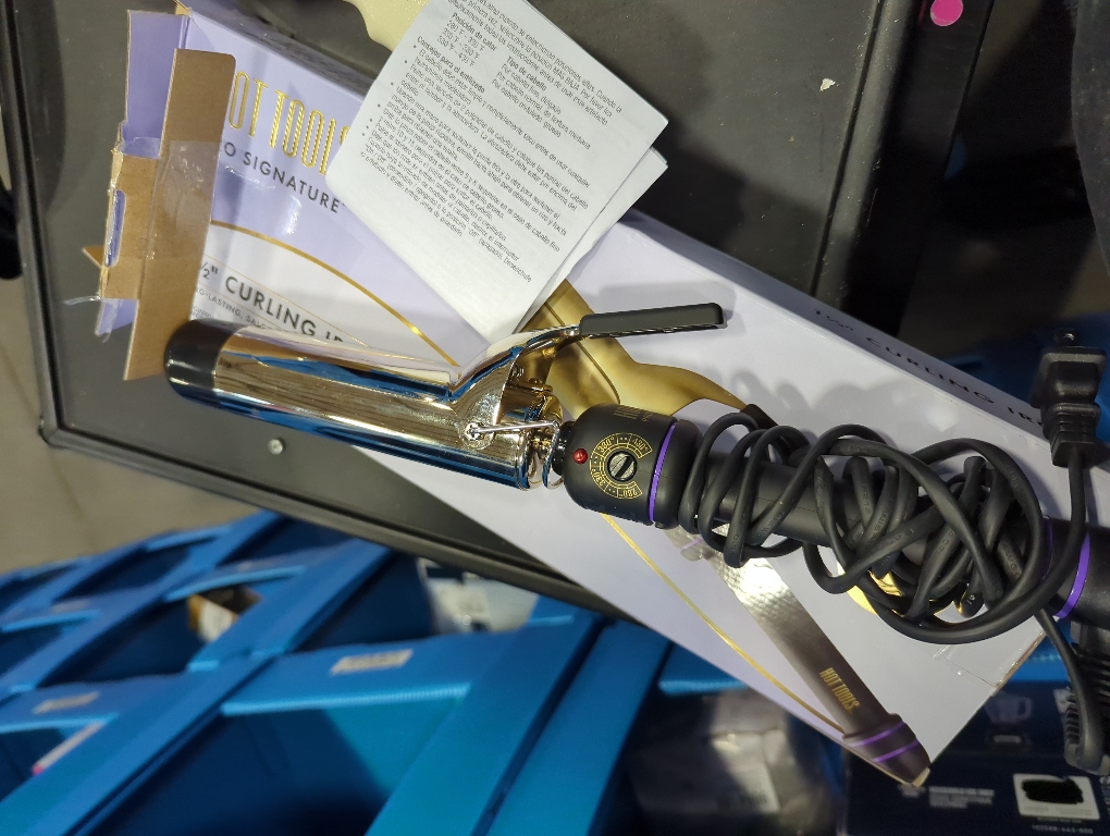 Hot Tools Pro Signature Gold Curling Iron - 1.5