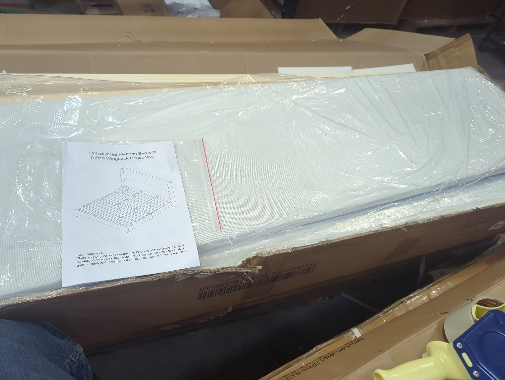 Size king Color White upholstered platform bed with tufted wingback