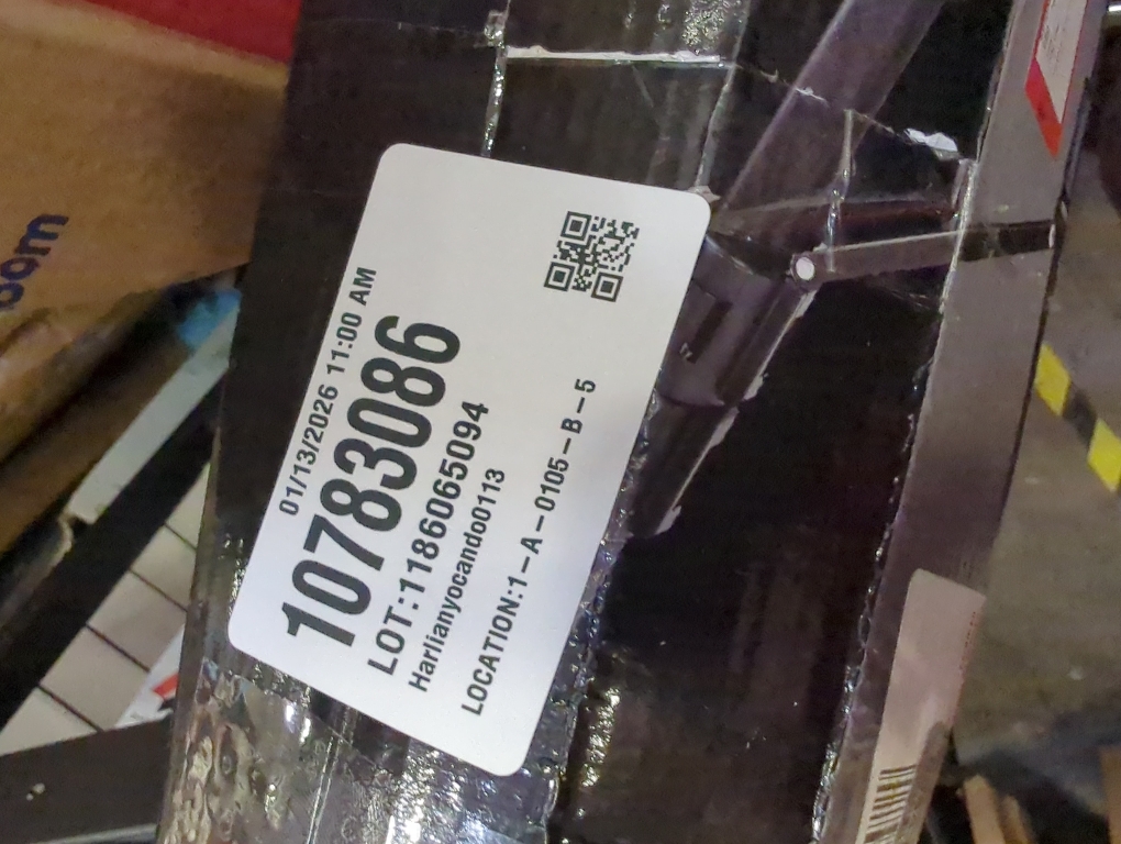 Magnus VT-400, Video Tripod System with 2-Way Pan Head, Extends to 64”, Max Load 15 lbs. Mid-Level Spreader, Rubber Feet. Plus Quick Release plate and carrying case