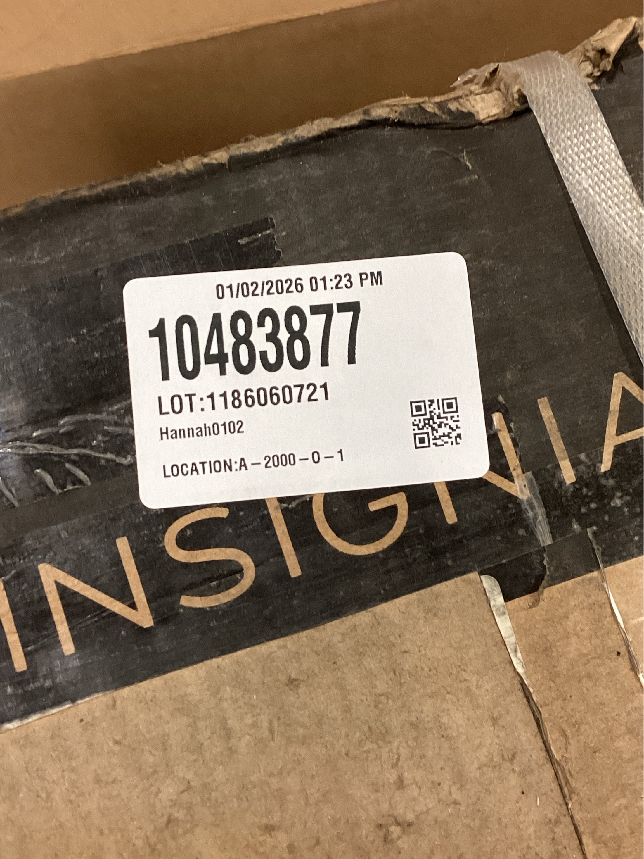 Insignia™ - TV Stand for Most Flat-Panel TVs Up to 75 - Gray