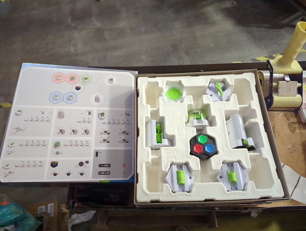 Ravensburger GraviTrax Power Starter Set XXL - Gravity & Magnetic Marble Game - Challenging STEM Toy for Kids - Brain-Building, Educational Gift - Critical Thinking & Problem Solving - Age 8