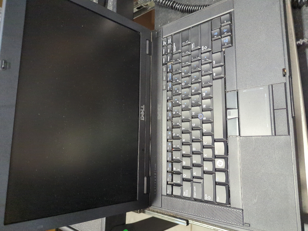 Dell Latitude E5400 With Charger