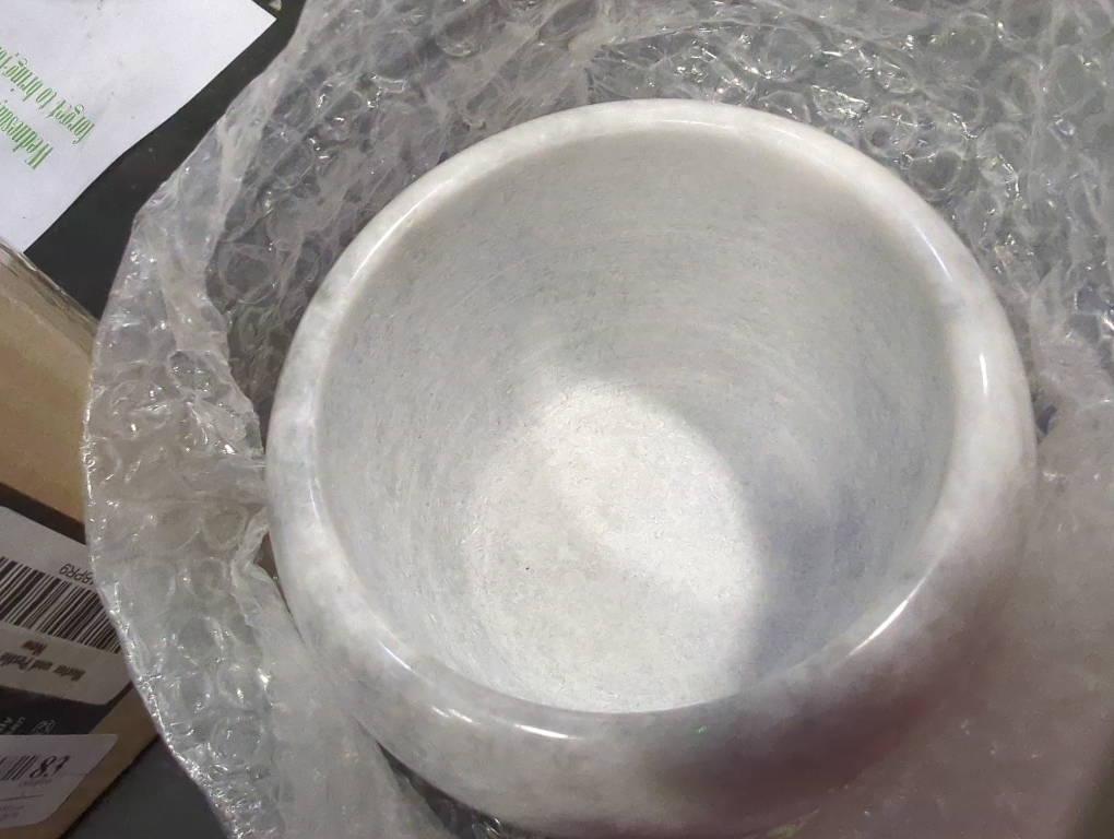 Marble Mortar and Pestle  Cup Grinder Bowl for Guacamole, Salsa, Pill Crusher, Spice, Herb, Garlic, Nut, Heavy Duty Grinder for Kitchen