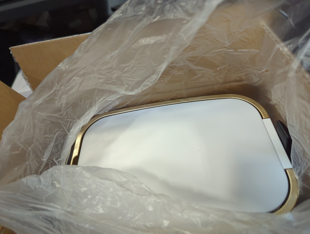 CEROELDA Small Bathroom Trash Can with Lid Soft Close-5L/1.3 Gal Stainless Steel Garbage Can-Step Pedal Wastebasket Slim Trash Bin for Office, Bedroom, Toilet, Live Room-White