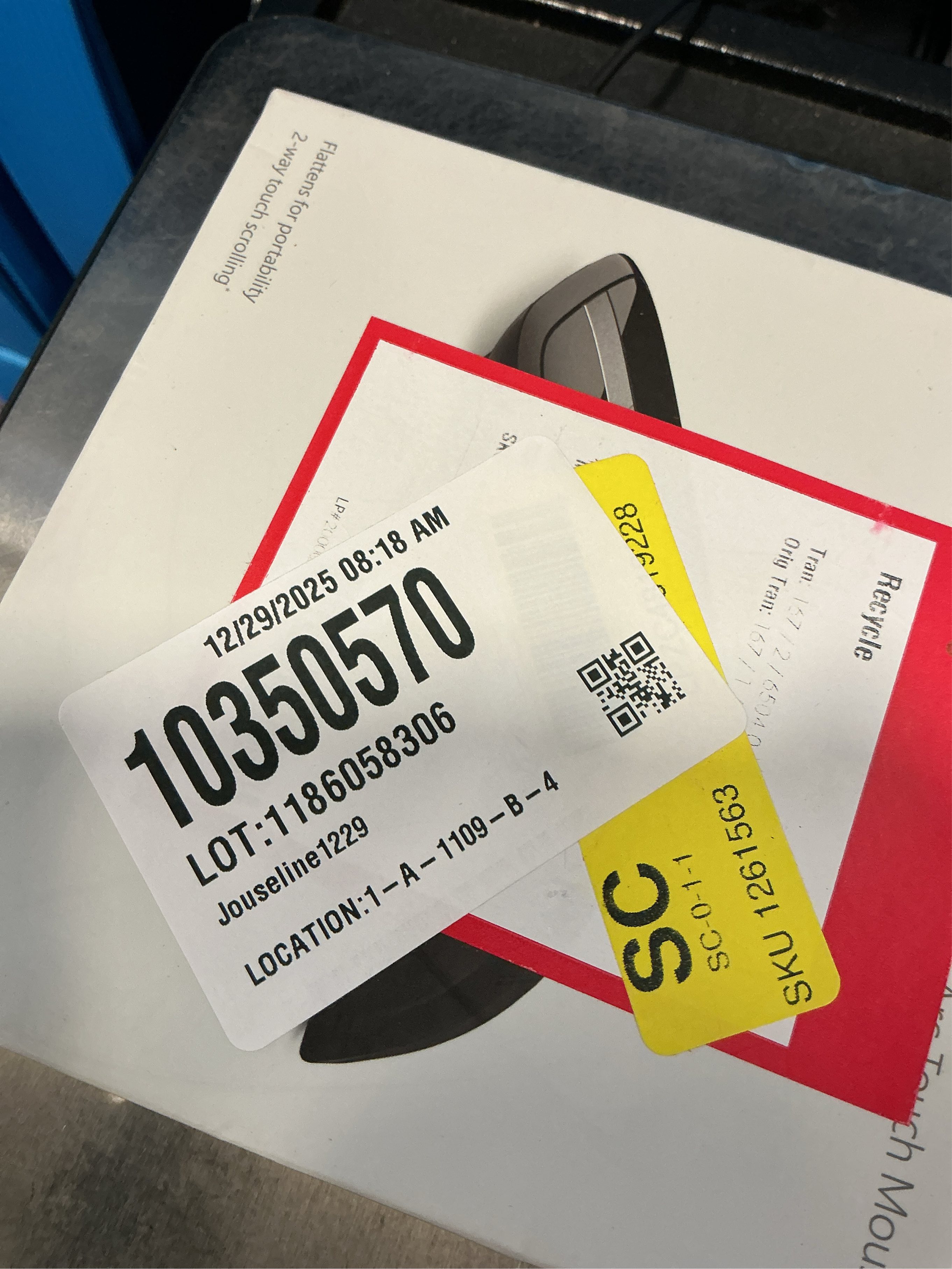 Microsoft Arc Touch Mouse - BlueTrack - Wireless - Radio Frequency - 2.40 GHz - USB 2.0 - 1000 dpi - Touch Scroll - Symmetrical